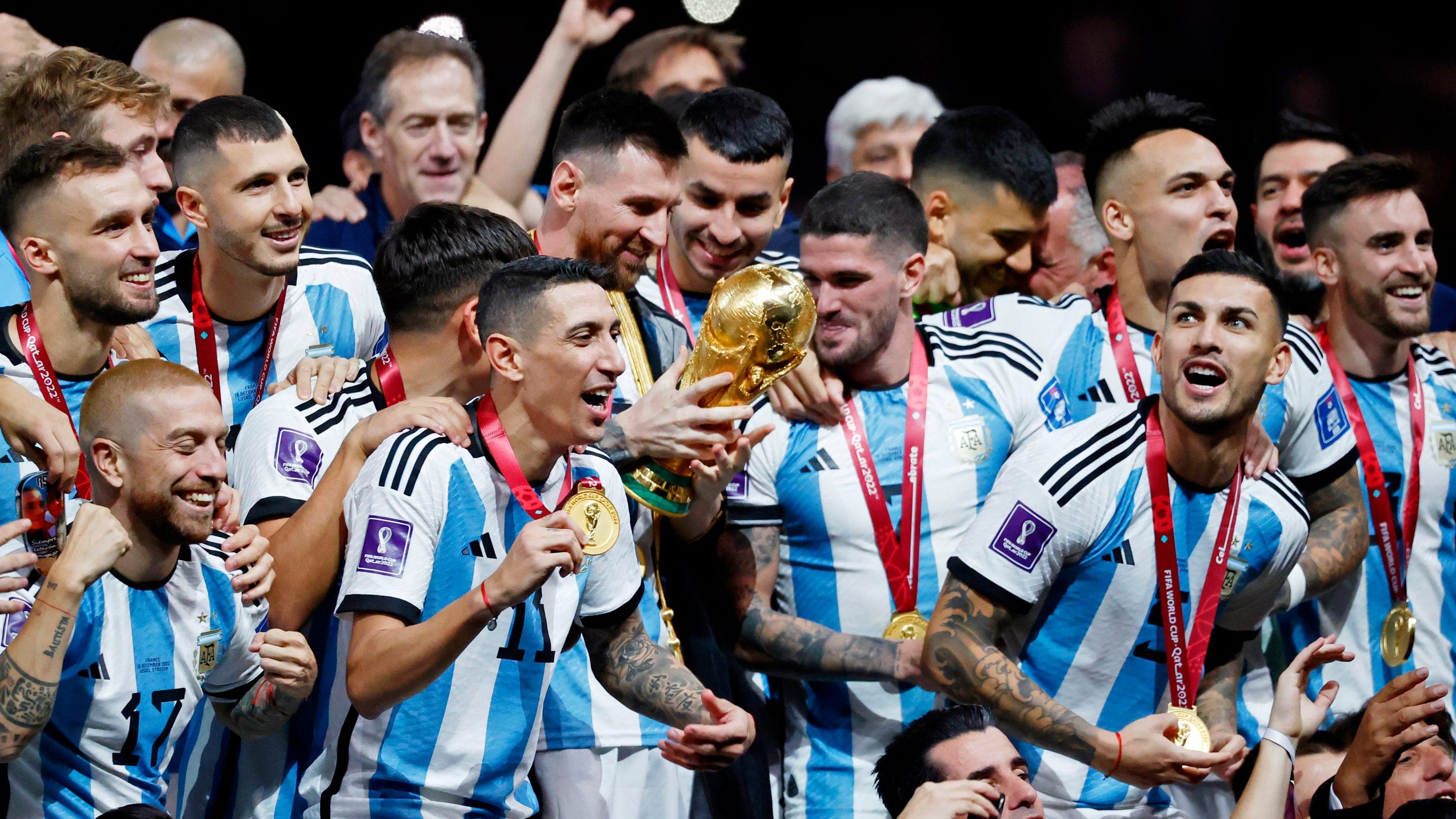 2026 FIFA World Cup group stage tables showing all 12 groups with team flags and match schedules.