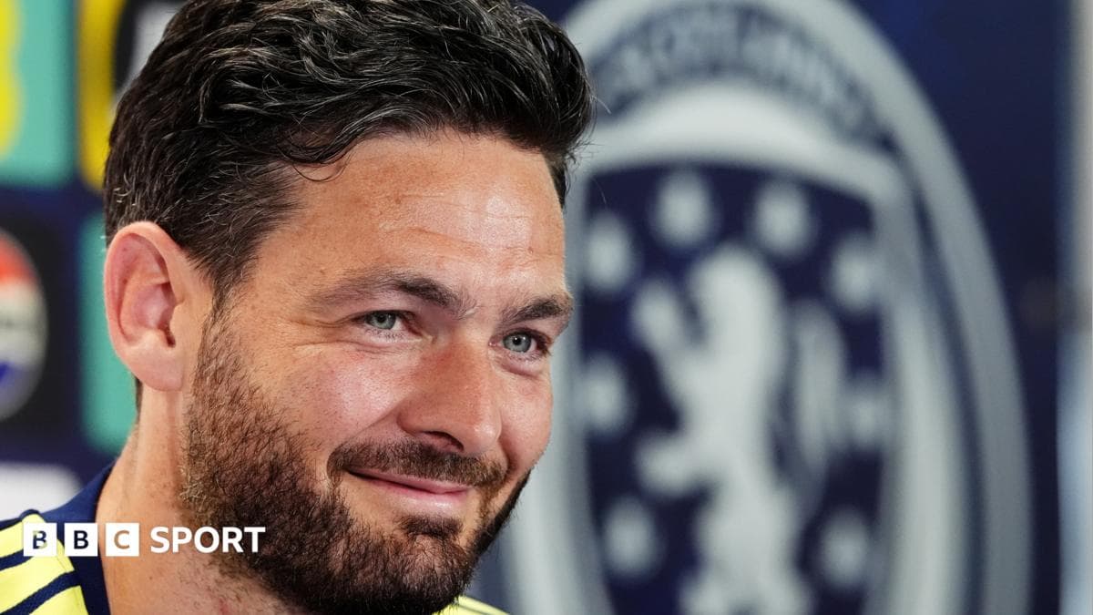 Craig Gordon in a Scotland training kit, the 43-year-old goalkeeper who overcame a life-threatening neck injury to play at the 2026 World Cup.